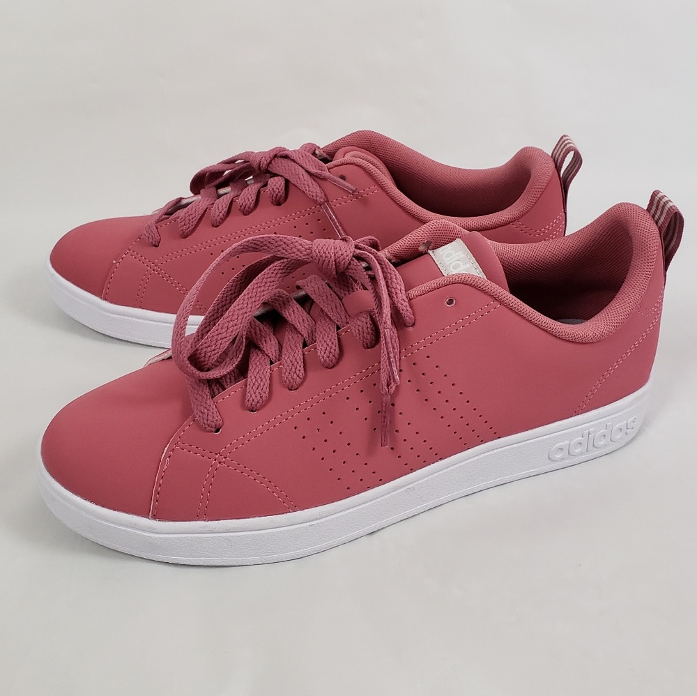 New ADIDAS classic sneakers SH03